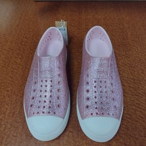 Jefferson NATIVE Milk Pink BLING & Shell White Girl's Slip-on Water Shoes J5 NWT